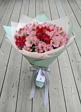 Букет цветов из:  Альстромерии в Талдоме