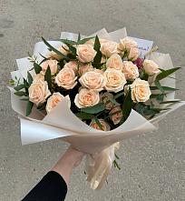 Букет Кремовые розы Латте в Талдоме