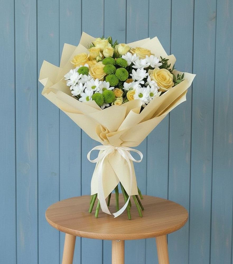 Букет цветов из: Хризантемы и Розы в Талдоме