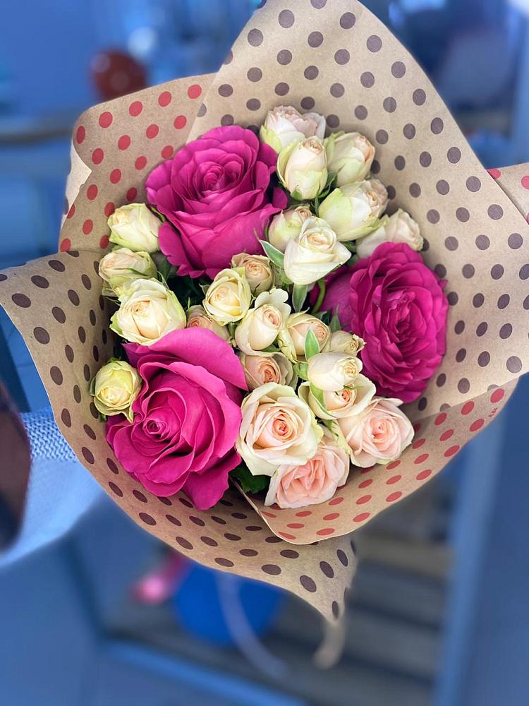 Букет цветов из: Розы в Талдоме