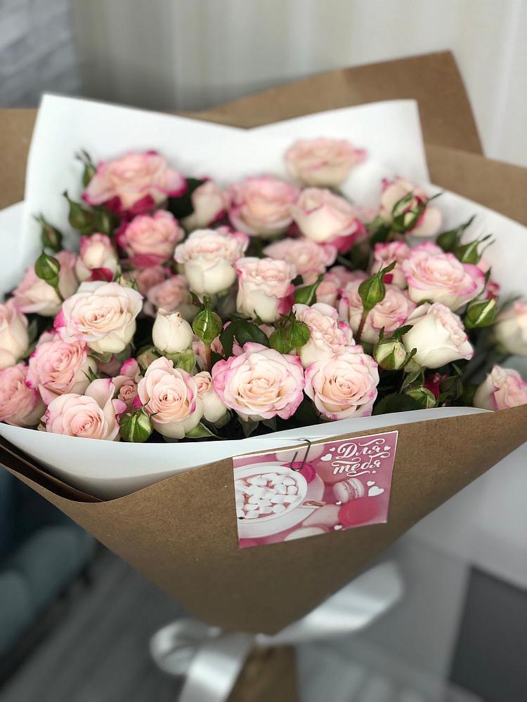 Букет цветов из: Розы в Талдоме