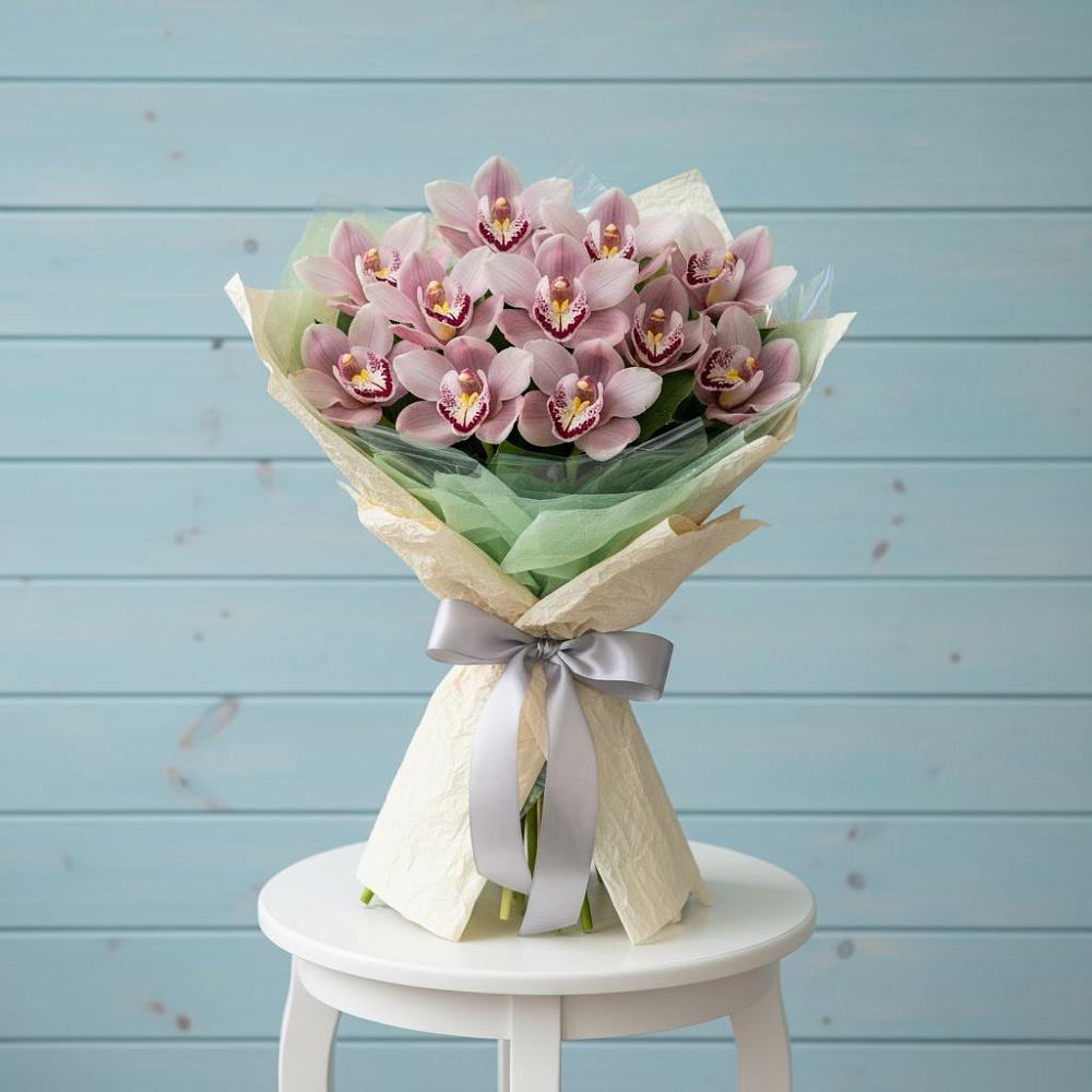 Букет цветов из: Орхидеи и Розы в Талдоме