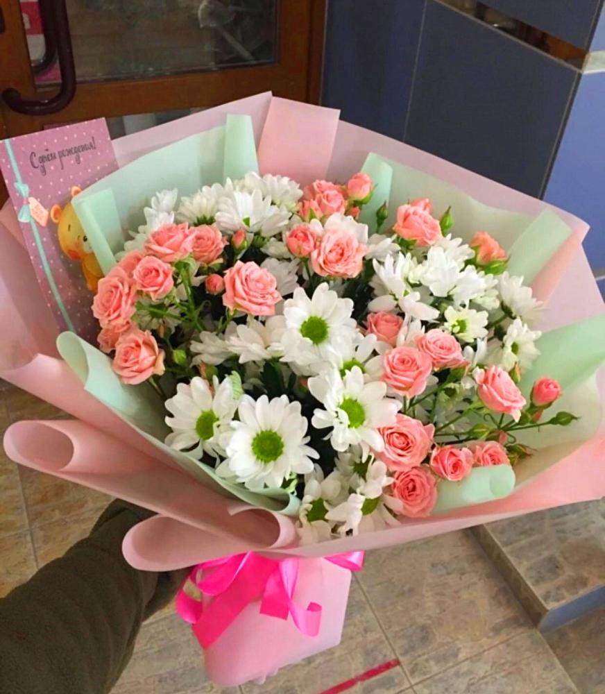 Букет цветов из: Розы и Хризантемы в Талдоме