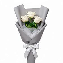 Букет 3 белые розы в Талдоме