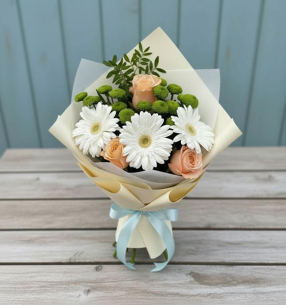 Букет цветов из: Герберы, Розы и Хризантемы в Талдоме