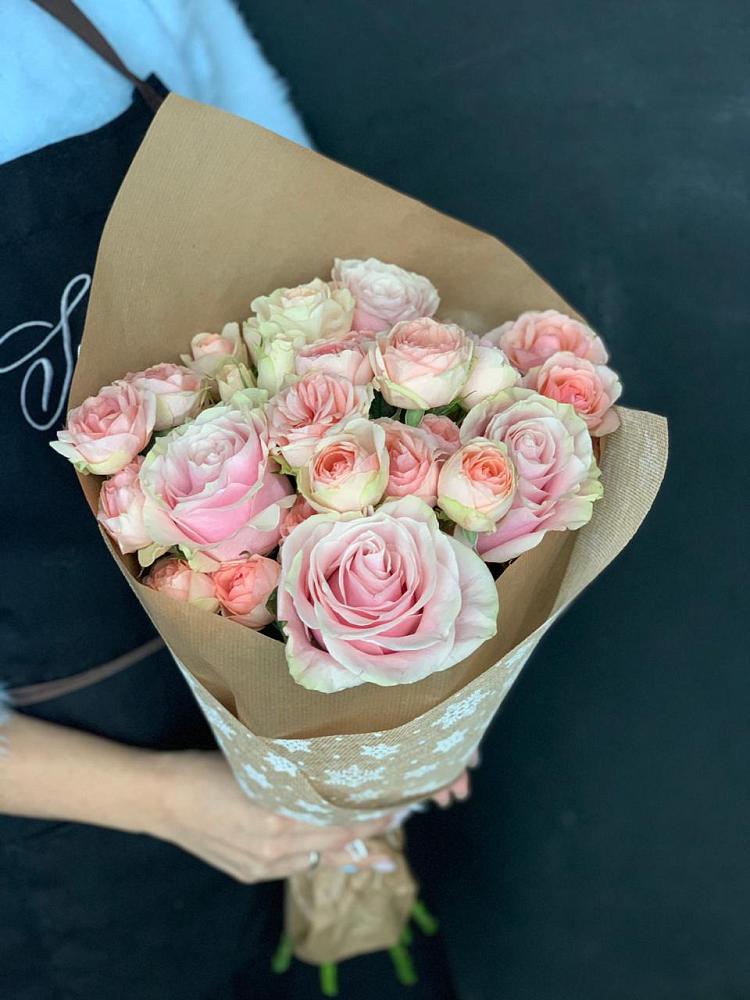 Букет цветов из: Хризантемы и Розы в Талдоме