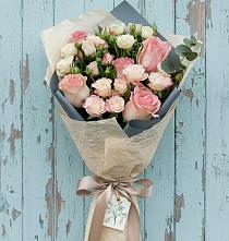 Букет цветов из:  Розы в Талдоме
